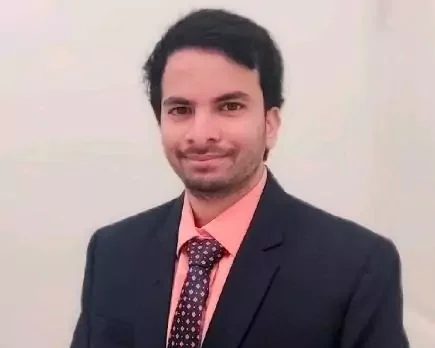 38-6767c7cd782d9 - Best Study Abroad Consultants in India Mustafa Kapadia studying in University of Illinois student of IMFS - Best study abroad consultants
